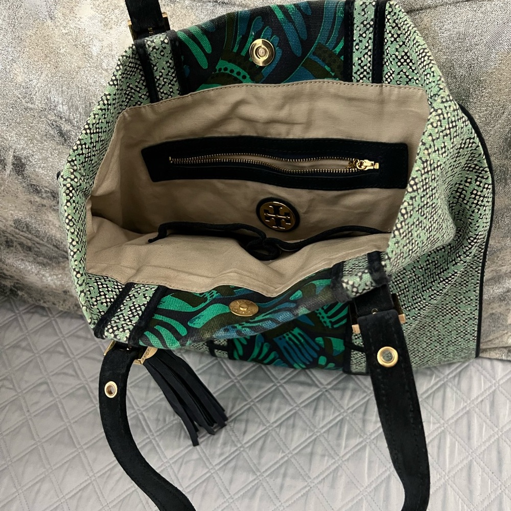 Hand bag - Picture 2 of 3